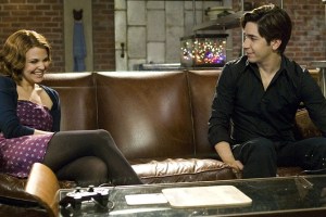 hesjustnotthatintoyou-1-112608