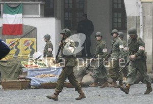 ingloriousbasterds-6-111008 ingloriousbasterds-6-111008